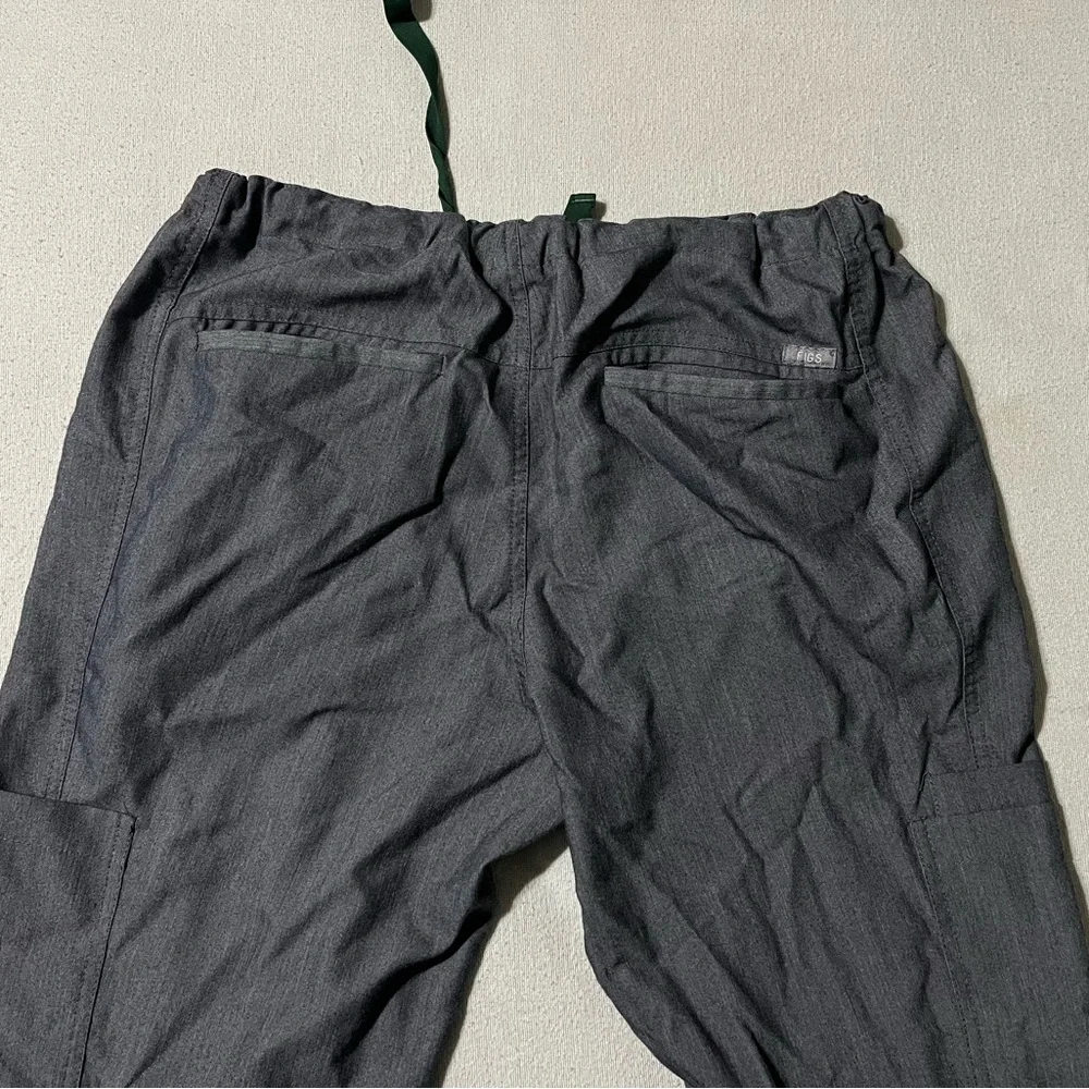 FIGS Mens Small Basic‎ Scrub Pants Pockets Straight Gray *No Style Code Found